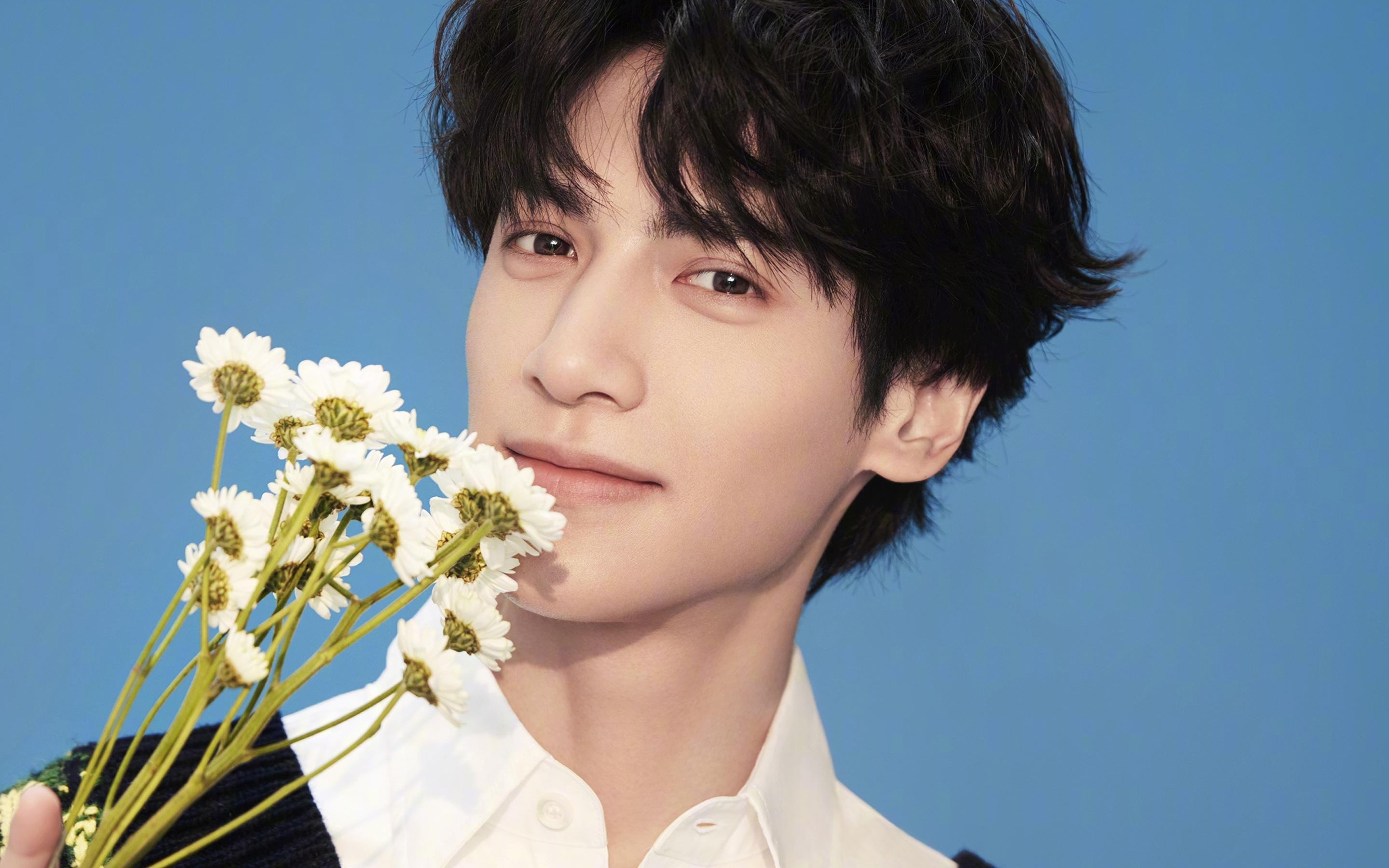 开云官方-比赛中，蒂伊展现出“全能战士”的风采，攻防两端表现都是精品！