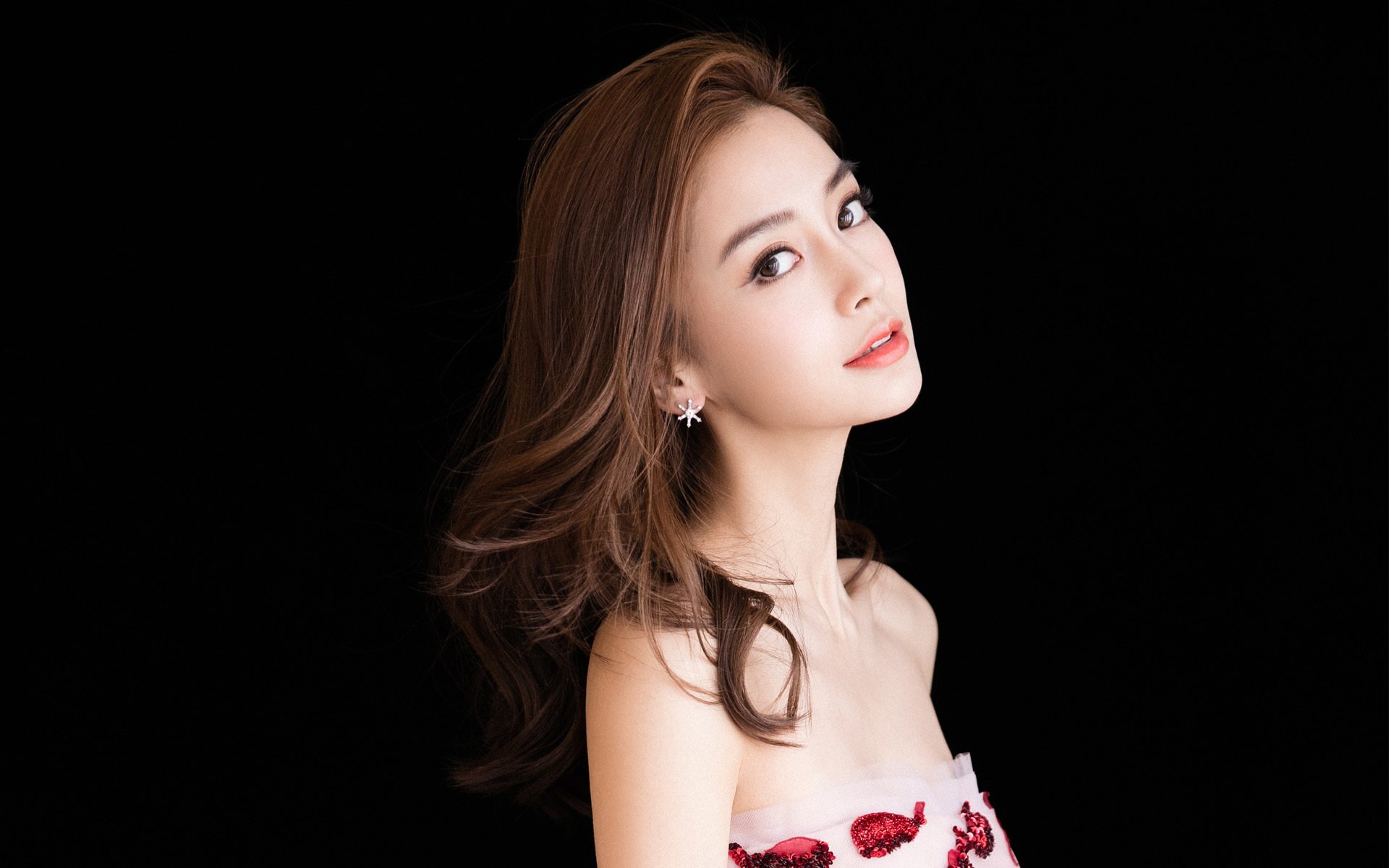 生力啤酒人球员士气高涨，生力啤酒价格330ml