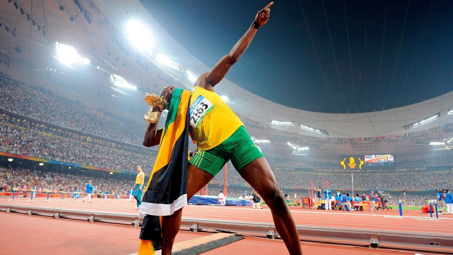 开云体育全站-中超联赛球队引援力度明显加强，中超增加球队